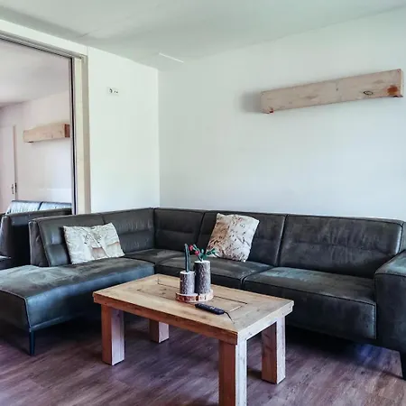 Veluwe Vallei 16-person منتجع